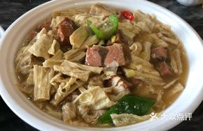 Braised Pork Belly with Tofu Skin