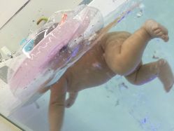 点击看大图 -Pony Baby宝尼婴幼儿游泳SPA馆