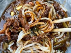 -灵山卢梅燕粉店