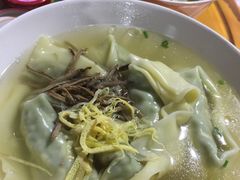 荠菜肉大馄饨-忆秦园小笼包(惠山古镇总店)