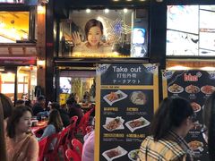 -BHC炸鸡(明洞总店)