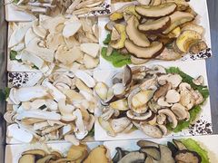 -野菌皇海景野生菌火锅(滨海大道店)