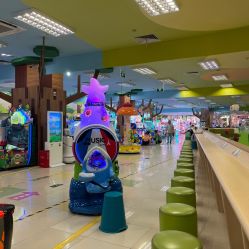 -莫莉幻想儿童乐园(武汉金银潭永旺店)