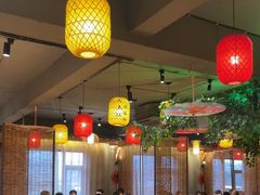 -头上红煨盐鸡·非遗院子餐厅