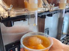 -柳州肥姨妈大骨螺蛳粉(万达中心店)