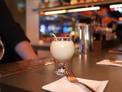 -星巴克臻选(上海合生汇1F店)