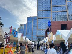 -百年港湾奥特莱斯(香炉礁店)