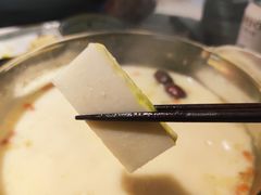 荆州鱼糕-云晓仙腊味汤煲(商鼎路店)