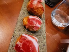 香炸手工火腿丸子-Laures·月桂西班牙碳烤餐厅(十尚坊店)