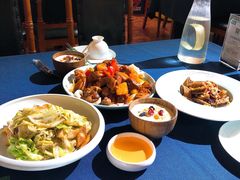 包包菜炒馕-伊带伊路新疆美食府(呼家楼店)