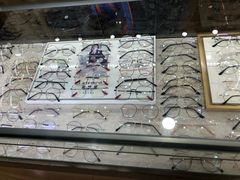 -广州宝岛眼镜武汉和光眼镜市场西区店