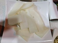 -墨脱石锅椰子鸡•香草鸭•东山羊(大东海店)