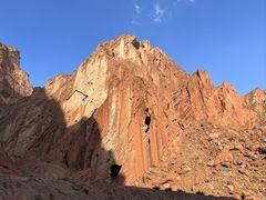 -天山神秘大峡谷