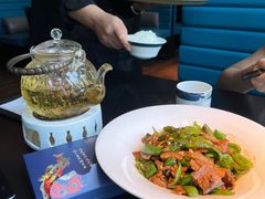 -凤凰湘语·平价海鲜餐厅(浦东旗舰店)