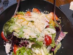 主厨色拉-YUE·6·西式融合餐厅(外滩六号店)