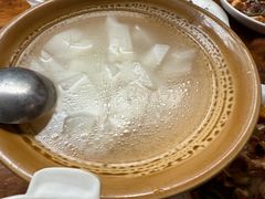-茅屋大酒店
