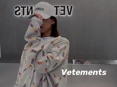-枫叶小镇奥特莱斯