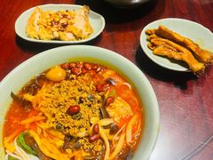 -粉家柳州螺蛳粉(杨宅路店)