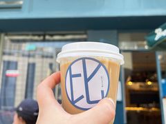 -Be Lived Cafe比例咖啡(摩天轮店)
