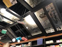 -西西弗书店&矢量咖啡(凯德晶萃广场店)