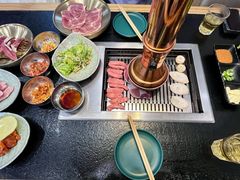 -臻牛烤肉