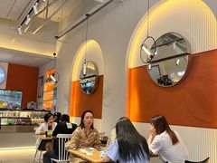 大堂-HELLO 27 意面·沙拉·帕尼尼