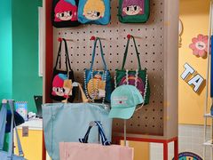 -燕莎奥特莱斯购物中心