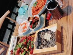 -网红丛林音乐烤吧