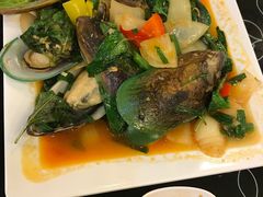 -J Daeng Seafood