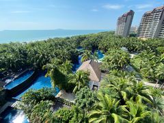 -三亚湾海居铂尔曼度假酒店