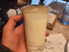 招牌酸奶奶昔紫米露-萌萌牛紫米露(烟台大学店)
