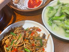 -唐师傅湘西名菜馆(武陵路店)