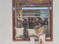 -Line 咖啡(石厦花园店)