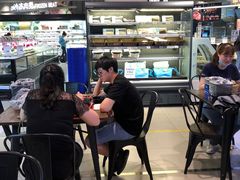 大堂-盒马鲜生(宝地店)
