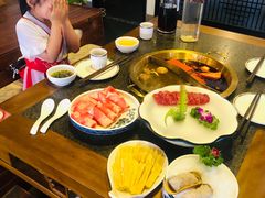 -小天鹅火锅·一线江景洪鼎旗舰店(洪崖洞店)