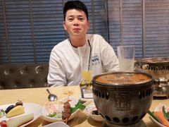-雍和会海鲜姿造自助(湖东路店)
