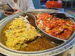 -阿瓦山寨·湘菜现炒·剁椒鱼头王(咸阳总店)