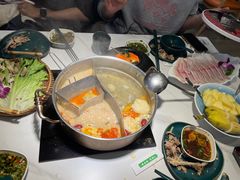 -椰子湾·海南火锅·糟粕醋·椰子鸡(正大广场店)