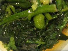 -渝是乎川渝小炒(新世界百货望京店)