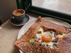 鸡蛋蘑菇熏肉荞麦可丽饼-RAC BAR(安福路店)