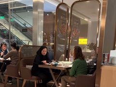 -港丽餐厅(来福士店)