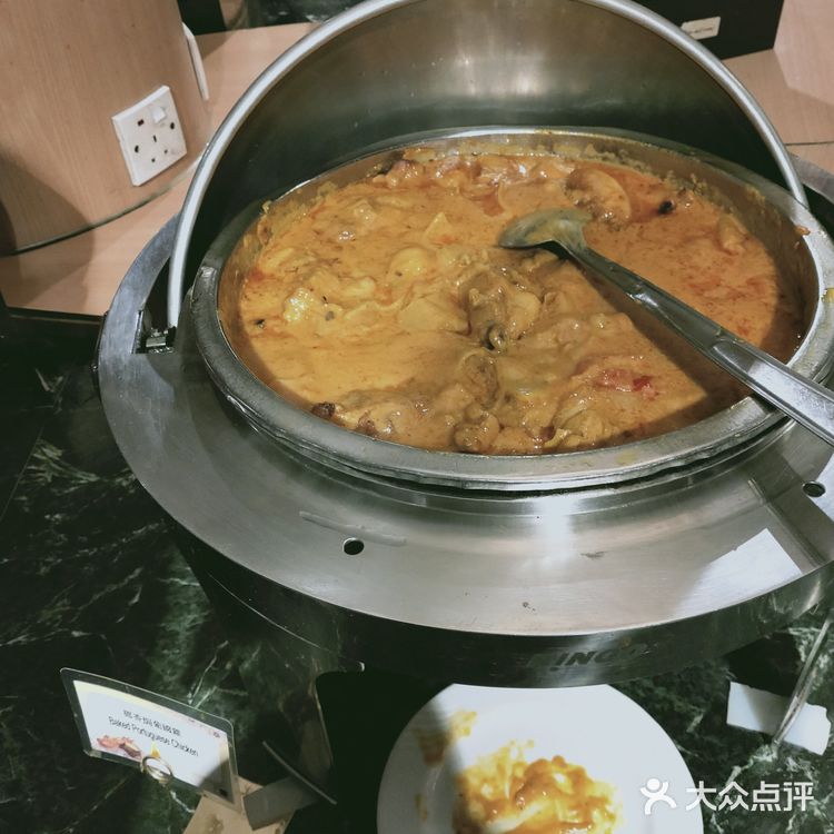 早上大巴车到珠海过关到澳门