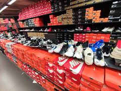 -法雅体育工厂店(皂君庙路店)