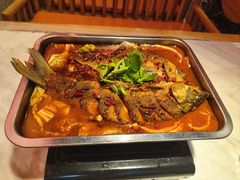 -老街烧烤大排档·地道湖北菜·龙虾馆(汉口火车站店)