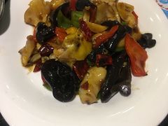 -胶东海鲜大排档(北太平庄店)