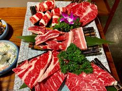 -明洞阿姨·韩式酱蟹烤肉·创意料理(三元桥店)