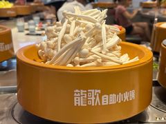 -龍歌自助小火锅(市北台东利群店)