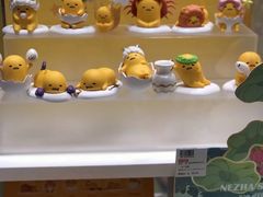 -泡泡玛特POPMART(崇文门国瑞城店)