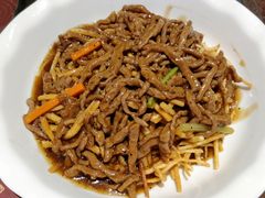 撒子牛肉丝-刘胖子家常菜·蹄花焖藕(中南店)
