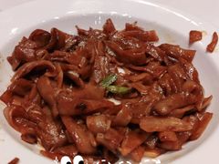 干炒牛河-稻香酒家·34年老字号·港式粤菜(汉街店)